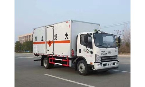 解放1類爆破器材運(yùn)輸車(chē) 